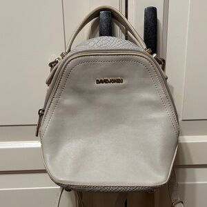 Cream Mini adjustable Backpack - David Jones